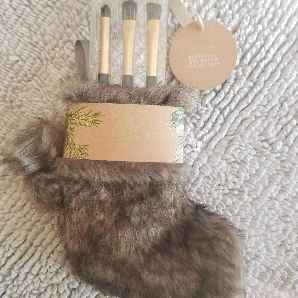 Beauty Concepts Essential Eye Brush Collection